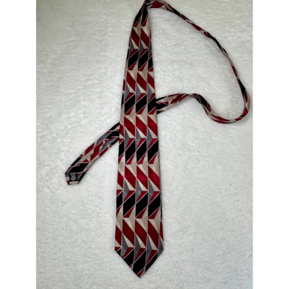 Colours by Alexander Julian Mens Silk Tie Red Black Geometric Diamond Pattern - Picture 4 of 11